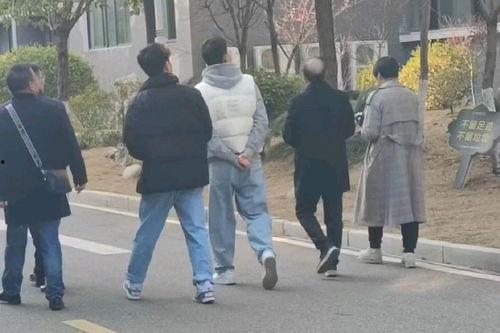 网红男吃瓜事件,揭秘网络舆论背后的真相与争议