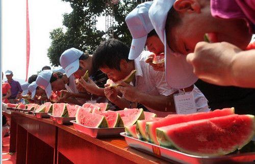 吃瓜趣官网,揭秘娱乐圈幕后故事，带你畅游八卦海洋